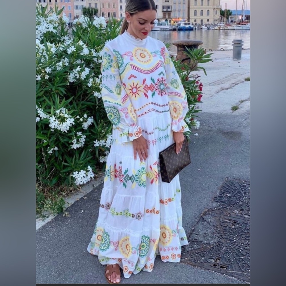 Zara White Multicolor Embroidered Long Sleeve Dress 100 cotton